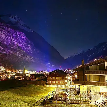 Strahlhorn شقة زيرمات
