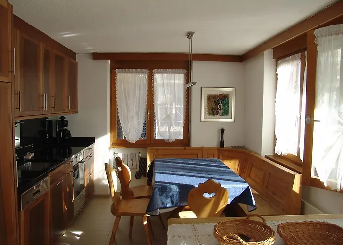 アパート Strahlhorn ツェルマット